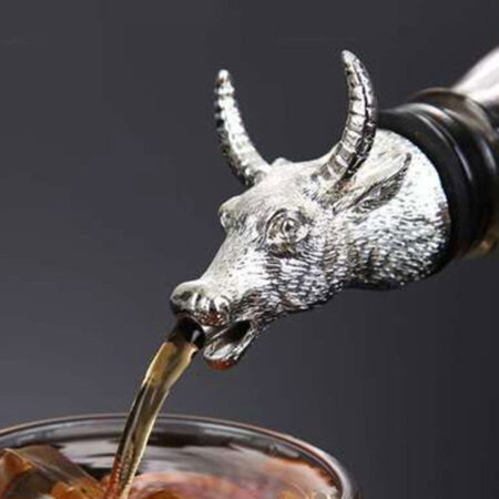 The Raging Bull Pourer Silver