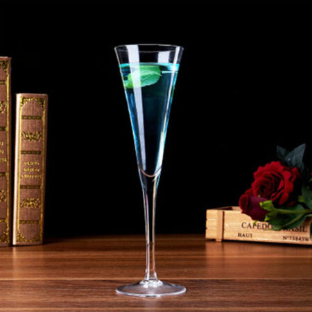 Stemmed Trumpet Glass for drinking Champagne and sparkling wine in weddings and ceremonies
