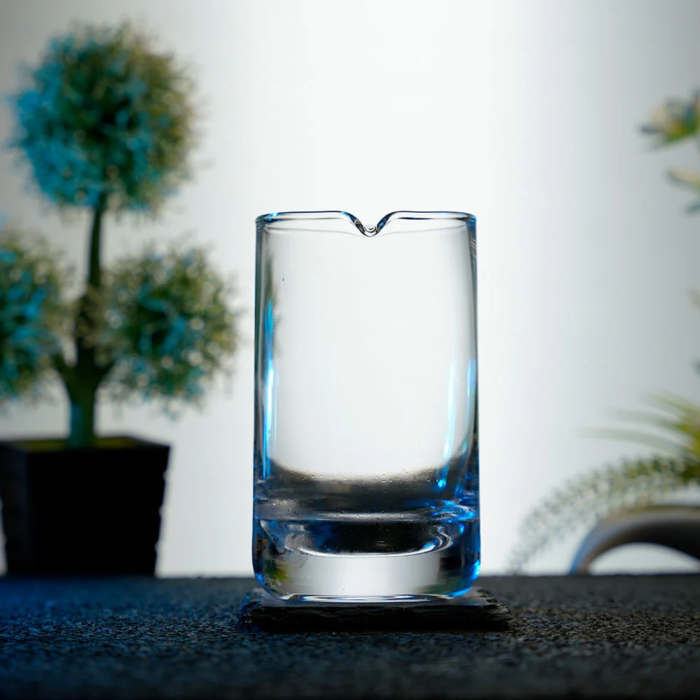 Empty Bartending Mixing Glass for Stirring cocktails