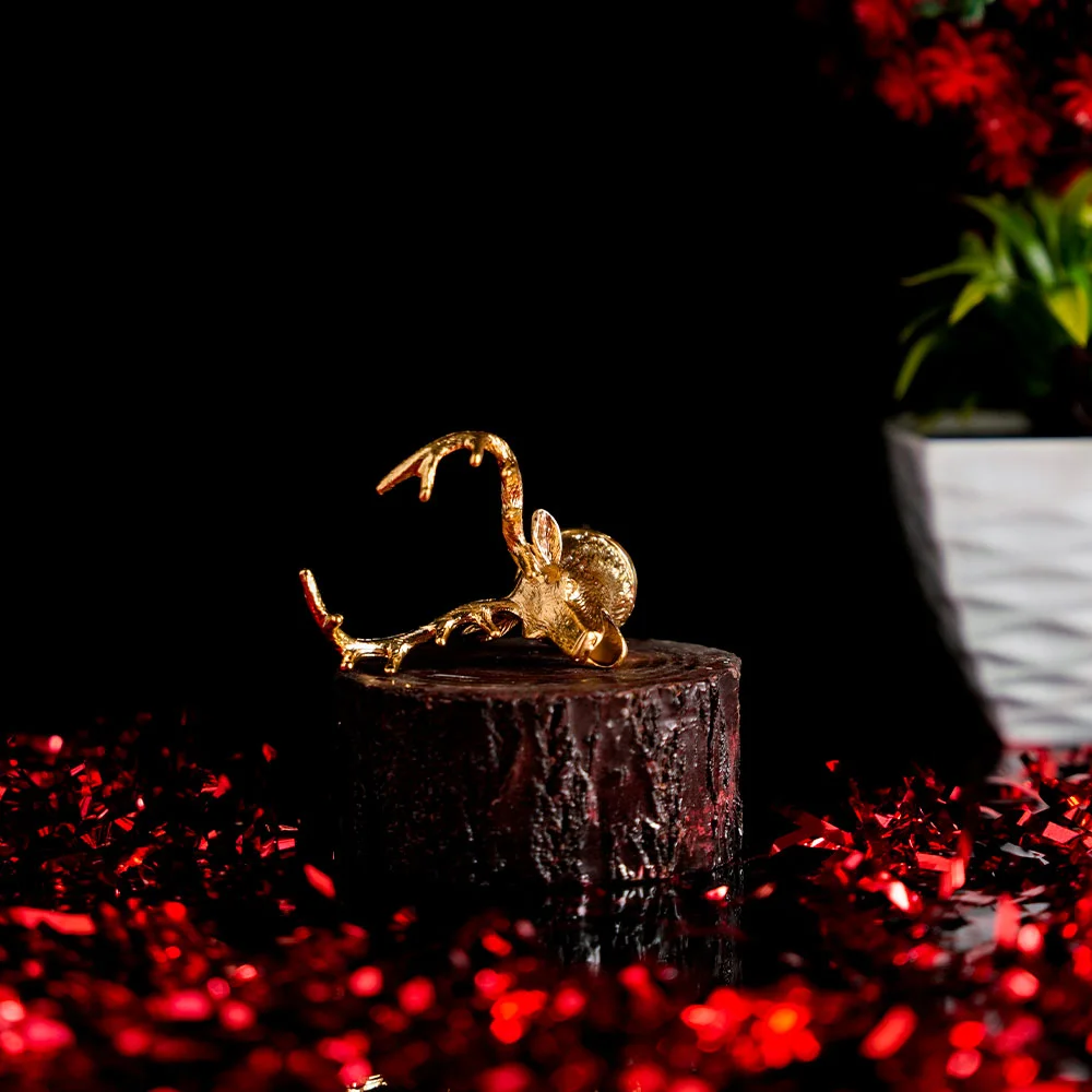 Golden Luxurious Deer Liquor Pourer for bartending